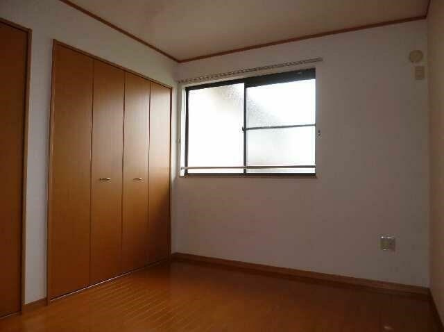 ラフォーレ高根台の寝室