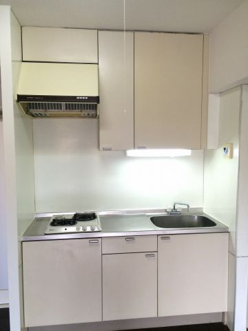 【キッチン】 | ヴィ・ラージュ梅園