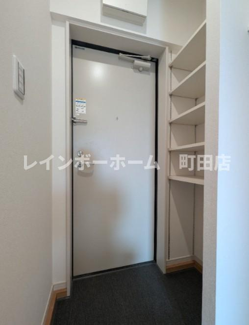 MELDIA相武台下※初期費用分割あと払いサービス利用可能物件の玄関