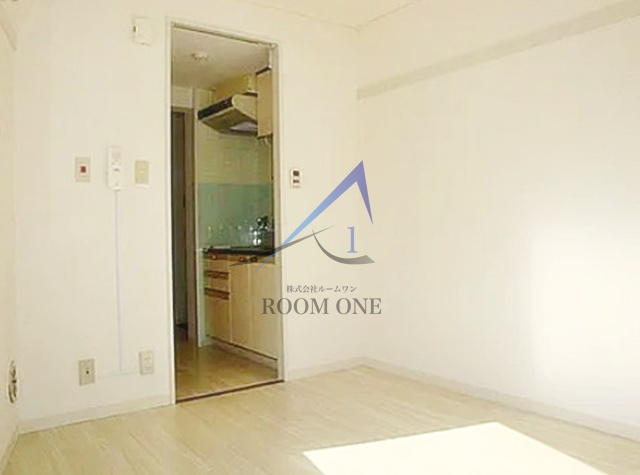 サン・フル中野富士見町の居間・リビング|洋室のお部屋です。