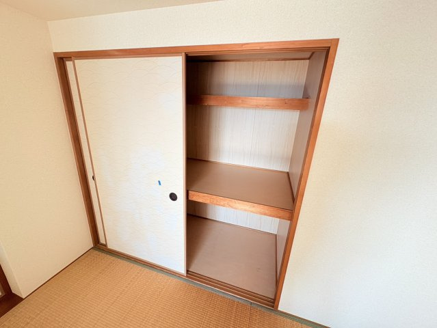 三田市弥生が丘６丁目の中古マンションの収納|たっぷりとした収納スペースです