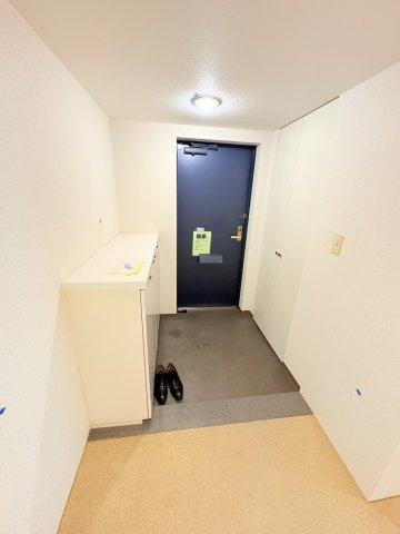 三田市弥生が丘６丁目の中古マンションの玄関|シンプルで使いやすい玄関です