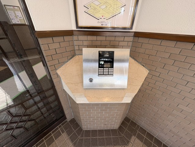 三田市弥生が丘６丁目の中古マンションの防犯設備