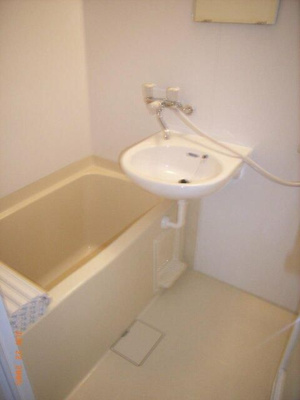 【浴室】 | アデッソ・リベルタ世田谷弦巻