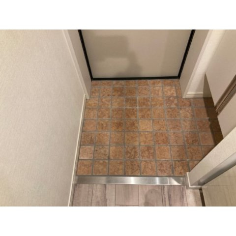 クリアル住吉の玄関