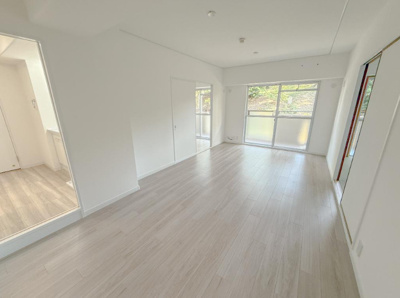 【居間・リビング】 | ユニライフ緑地公園Ⅱ