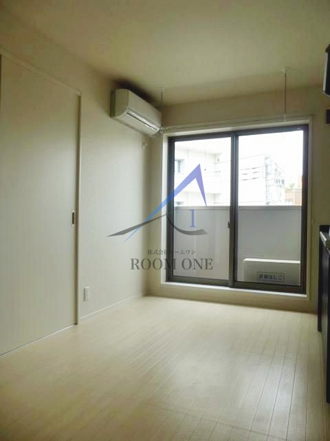 Ｂｒａｎｃｈｅ立岡　ブランシェタチオカの居間・リビング|洋室のお部屋です。