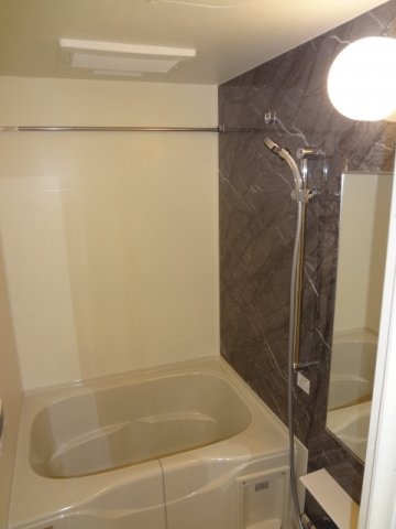 クレストコートⅠの浴室|お風呂です