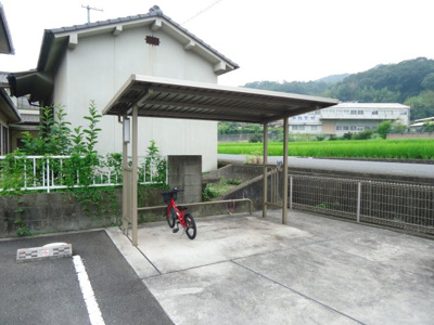 【その他共用部分】 | エスペランサ参番館 | 屋根付き駐輪場