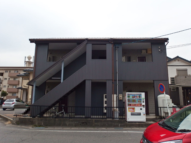 メゾン林の外観