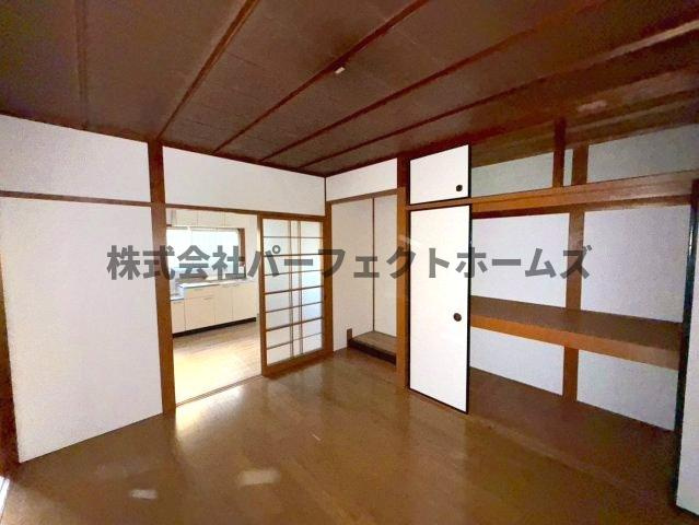 楠葉中町テラスハウス　賃貸の洋室|広々とした洋室です