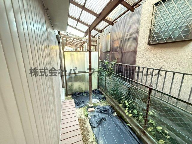 楠葉中町テラスハウス　賃貸のバルコニー|バルコニーがあります