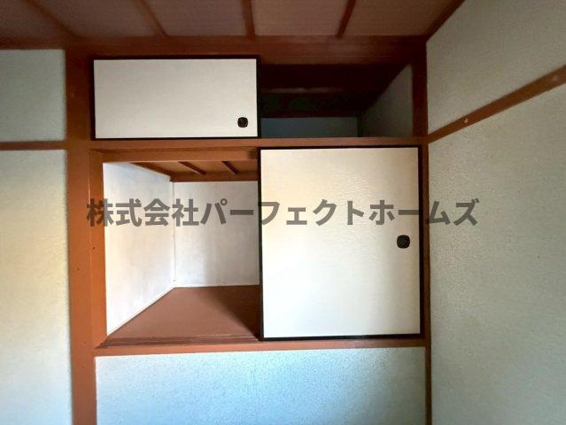 楠葉中町テラスハウス　賃貸の収納|収納スペース豊富です