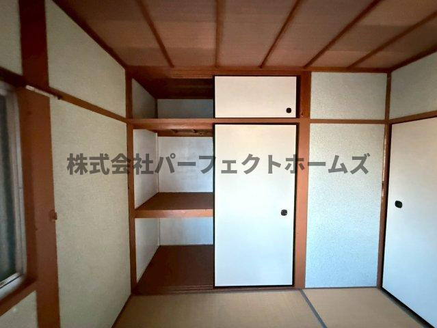 楠葉中町テラスハウス　賃貸の収納|大きなものも収納できそうです