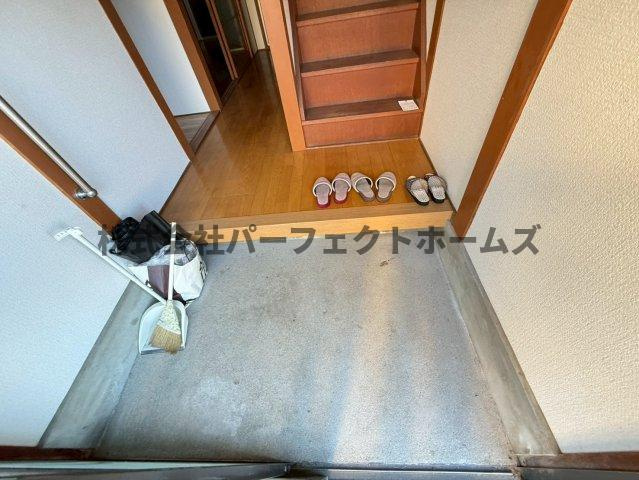 楠葉中町テラスハウス　賃貸の玄関|玄関です