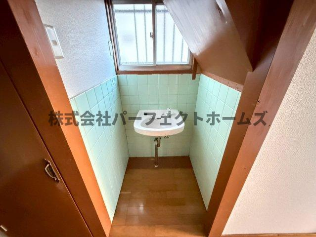 楠葉中町テラスハウス　賃貸の洗面所|使いやすい洗面所です