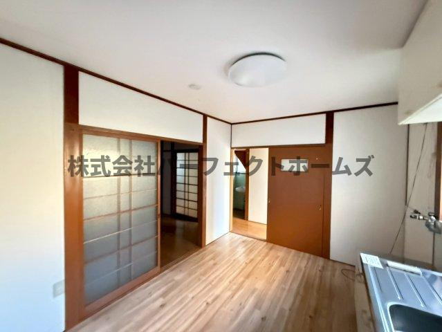 楠葉中町テラスハウス　賃貸のキッチン|ダイニングスペースです