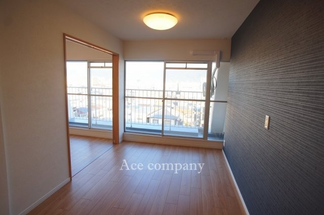 【居間・リビング】の画像