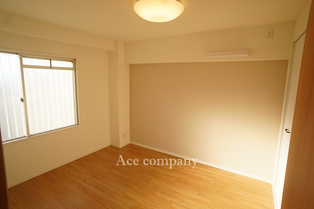 【寝室】の画像