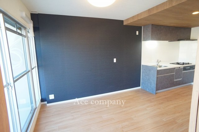 【居間・リビング】 | グランドハイツ八尾 | 【DK：約9帖】