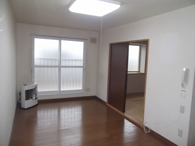 ハイツ２１の居間・リビング