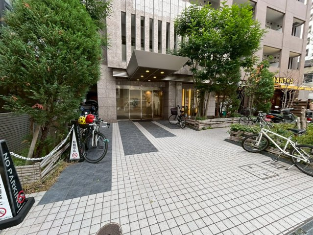 KDX堺筋本町レジデンスのエントランス