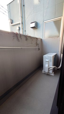 【バルコニー】