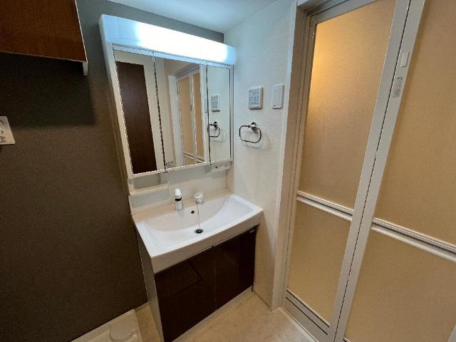 ジュアンの洗面所|洗髪洗面化粧台（イメージ）