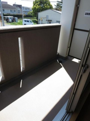 【バルコニー】 | サンリット・２４ | バルコニーからの眺めを楽しみながら食事をしませんか