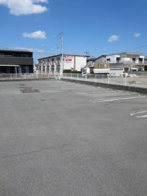 【駐車場】 | サンリット・２４ | 駐車スペースもあります