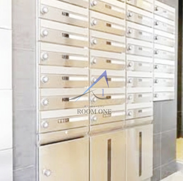 ハーモニーレジデンス早稲田夏目坂のその他共用部分|集合ポストです。