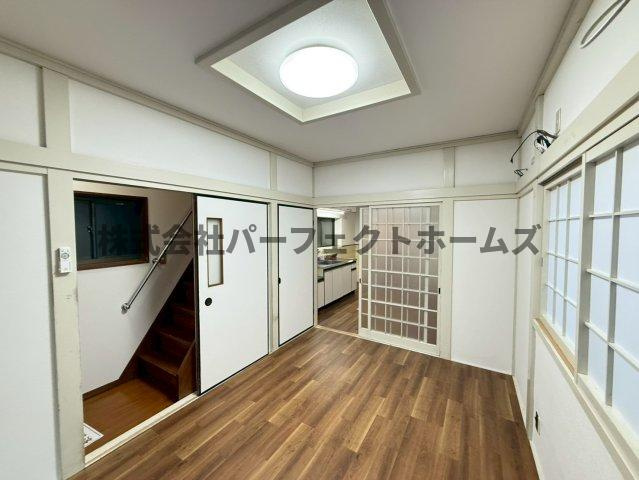 伊加賀栄町戸建　賃貸の洋室|洋室です