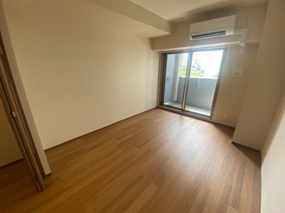 【居間・リビング】 | ロイヤルクィーンズパーク浪速