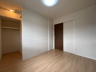 【寝室】 | エスポアメゾンM | 寝室