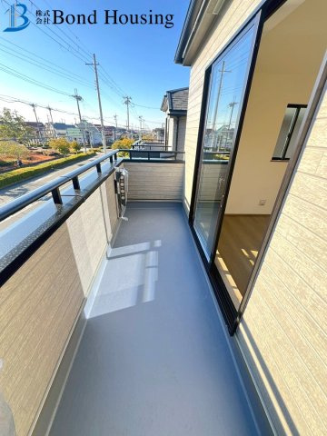 「長期優良住宅」「両面道路」樫野台 全2棟B号棟のバルコニー