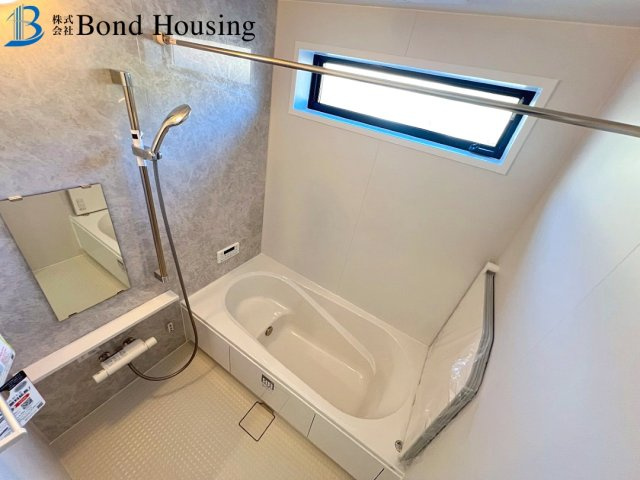 「長期優良住宅」「両面道路」樫野台 全2棟B号棟の浴室