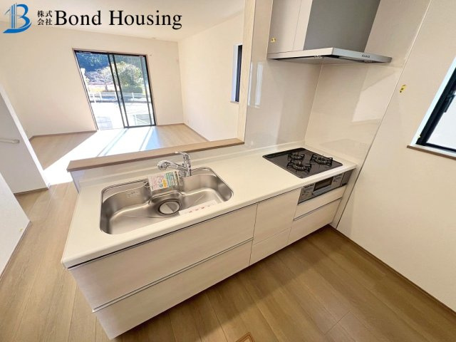 「長期優良住宅」「両面道路」樫野台 全2棟B号棟のキッチン