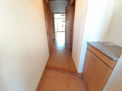 【玄関】 | ジュネス・アビタシオン