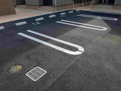 【駐車場】 | エル　フルーリエⅡ