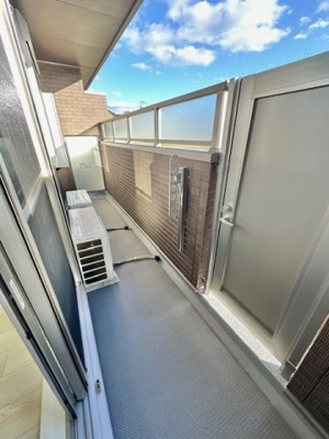 【バルコニー】 | サンフローレ | お洗濯にも便利なバルコニー付き