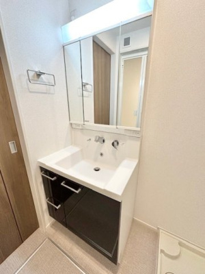 【洗面所】 | サンフローレ | 使いやすい洗面所です