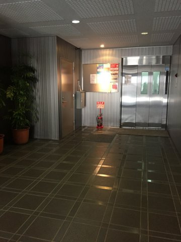 シティハイツ両国のロビー