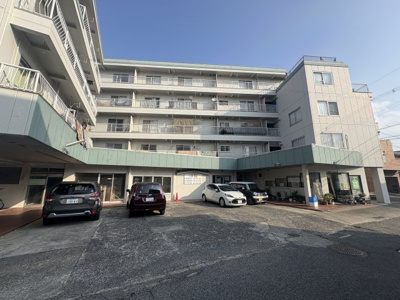 【外観】 | メゾン白鷺レンタルガレージ