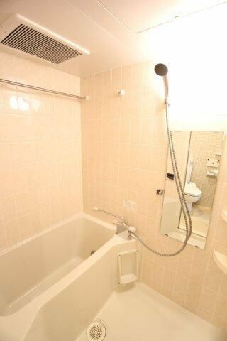 プライムアーバン西早稲田の浴室