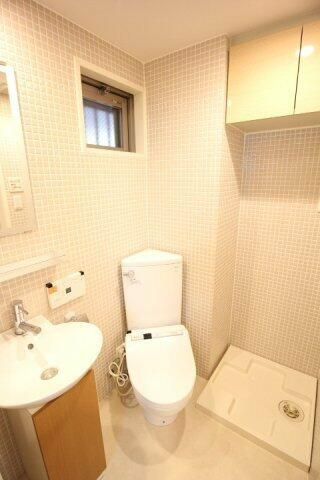 プライムアーバン西早稲田の洗面所