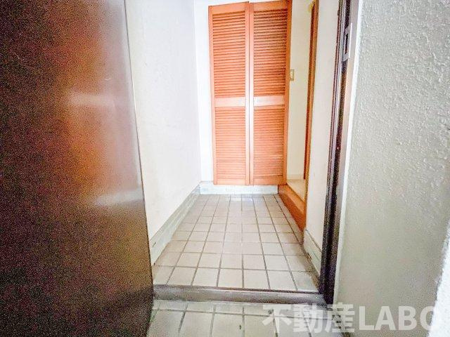 加美南5丁目貸家の玄関