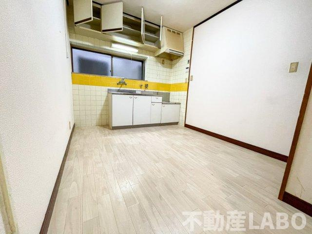 加美南5丁目貸家の居間・リビング