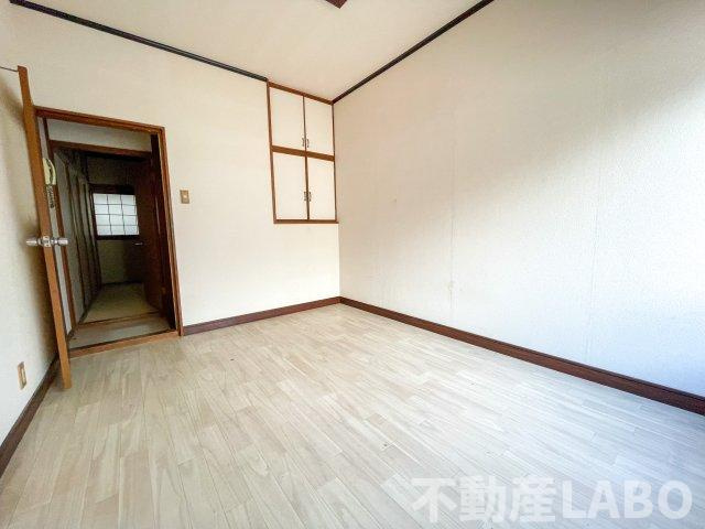 加美南5丁目貸家の洋室