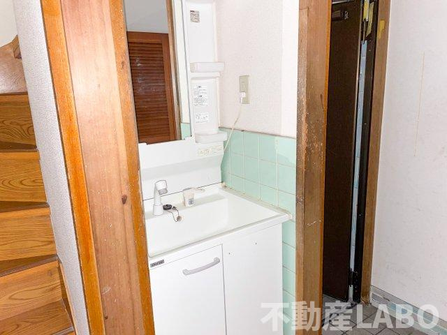 加美南5丁目貸家の洗面所