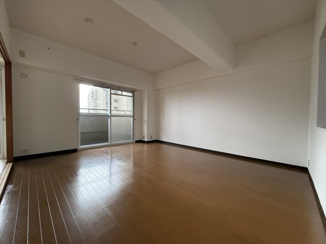 千里中央パークヒルズB棟の居間・リビング